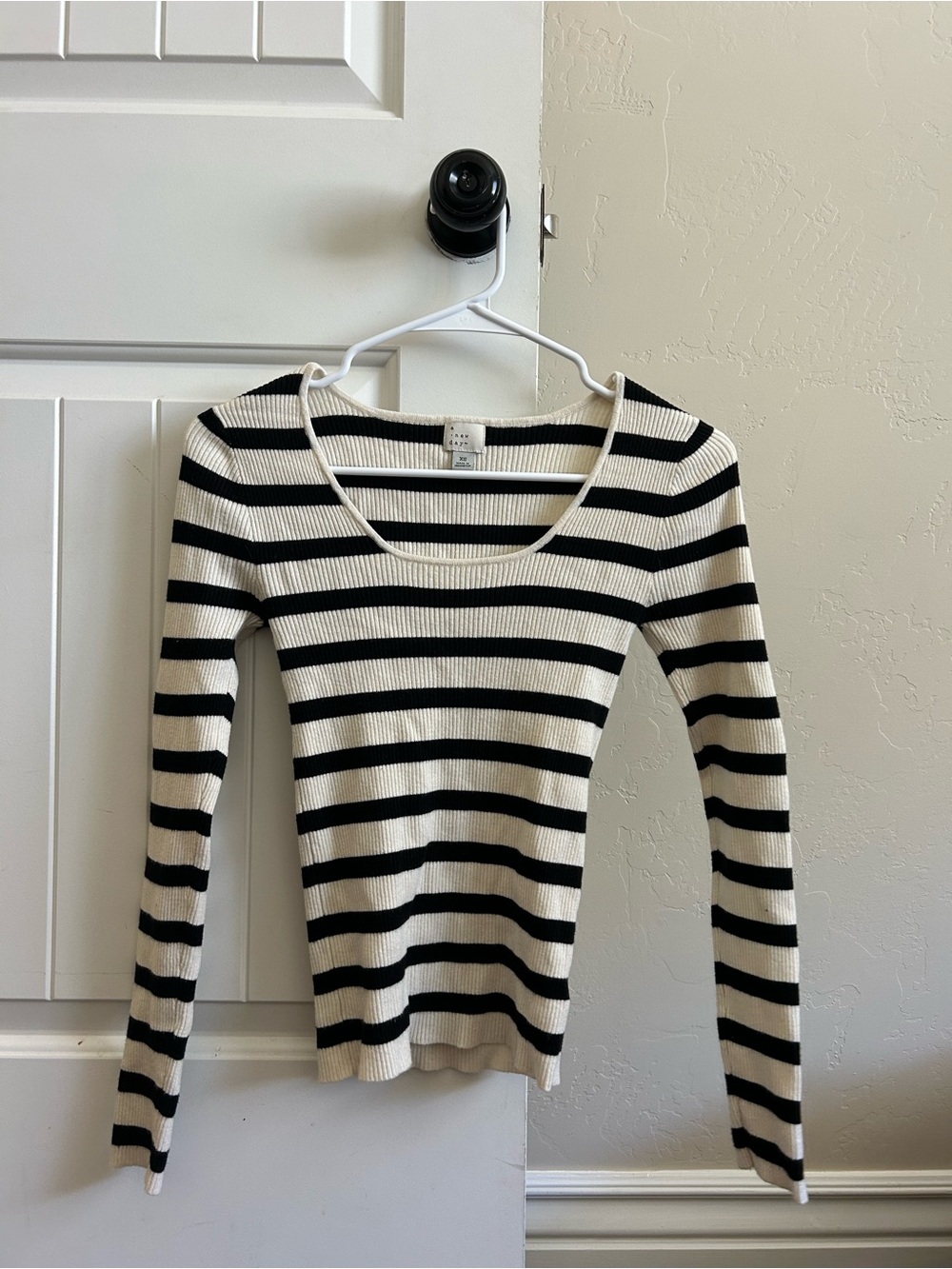 a new day Black and Cream Striped Scoop-Neck Long Sleeve Top
